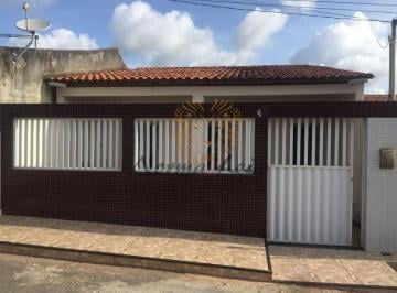 Foto 01 · Casa Térrea á Venda em São Cristóvão. Bairro Eduardo Gomes.