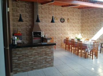 Casa de 3 quartos, São Paulo · Casa com 3 quartos, bairro Vila Carmosina