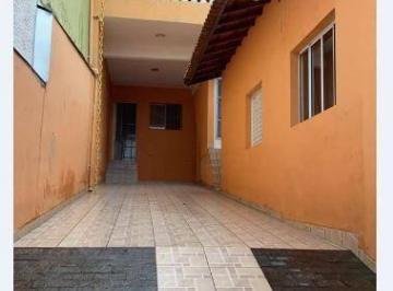 a76f9f3b825be14885b431d2bbf0462d6b46e30f · Imóvel com renda para investidor, 02 casas independentes