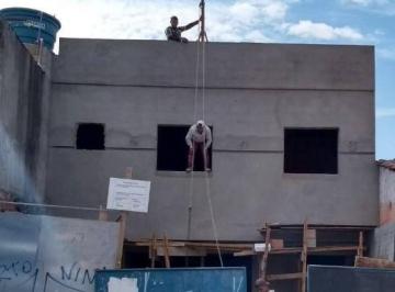 61c5400c98fd0919a45c4d6a40049ee0cea9f935 · Apto comerciais