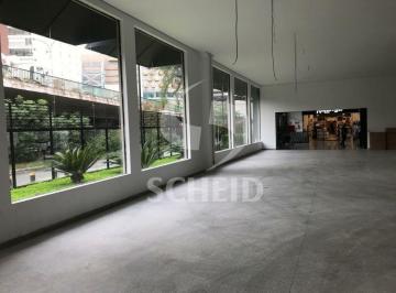 Comercial · 430m² · 8 Vagas · Loja de 430m2, dentro de mini shop em importante avenida na Água Branca