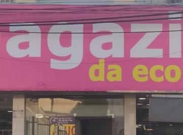 2022/05/8318e655f37281efd9cd4c0ee76c7371.jpg · COMERCIAL - CENTRO