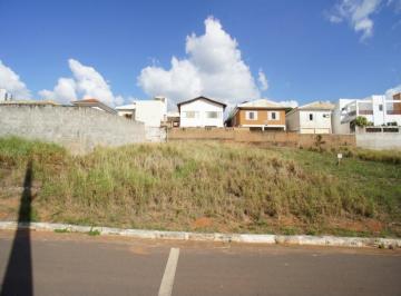2022/05/3be44425d308e1ef2b96b93a44db15c5.jpg · TERRENO - CENTRO