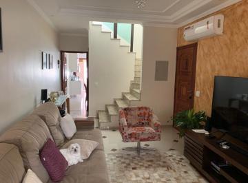 Casa de 3 quartos, São Paulo ·  Sobrado à venda no Jardim Regina na Rua Doutor Almeida Soares