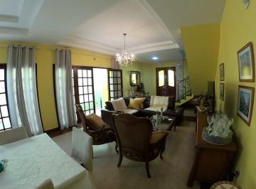 Casa Triplex de 4 quartos para venda no Jardim São Benedito - Campos dos Goytacazes, RJ · Casa Triplex em Centro  -  Campos dos Goytacazes