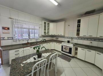 Casa · 263m² · 3 Quartos · 5 Vagas · Sobrado em  Rua Olavo Hansen - Jardim Rina - Santo André/SP