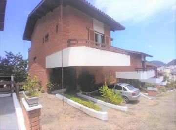 Casa · 330m² · 4 Quartos · 7 Vagas · Casa de condomínio em Rua Inácio Miguel Stéfano - Enseada - Guarujá/SP
