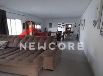 Casa en Venda de 2 quartos Aririu · Casa em Avenida Nelson Baltazar Schütz - Aririú - Palhoça/SC