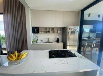 Casa · 225m² · 4 Quartos · 2 Vagas · Casa de condomínio em Avenida Argemiro Evangelista Ferreira - Shopping Park - Uberlândia/MG