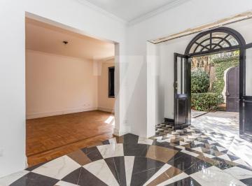 Casa · 240m² · 4 Quartos · 3 Vagas · Excelente casa à Venda e Locação no Jardim Europa