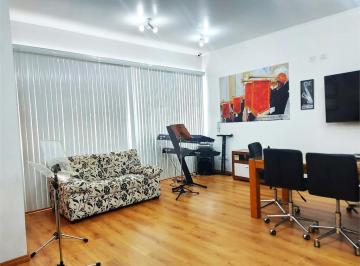 Área de Serviço · Prédio inteiro à venda em Vila pompéia - SP