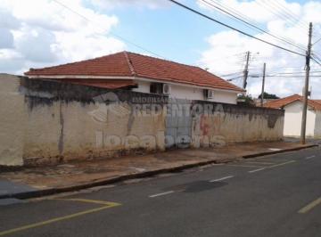 sao-jose-do-rio-preto-casa-padrao-boa-vista-17-05-2022_11-38-03-0.jpg · BOA VISTA - Casa Em esquina, fácil acesso, com 3 dorms