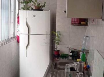 Apartamento · 31m² · 1 Quarto · 1 Vaga · Sala Living com 1 quarto, Centro, São Vicente - R$ 170 mil, Cod: 4016
