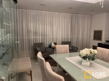 5d8769a1f975e5b3e8698016087886f385826b61 · Apartamento com 2 SUÍTES à venda com 120m²  no bairro Vila Nova