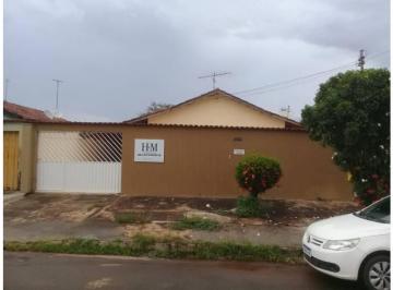 1e209643bd9fe36f27a0264fc7475ba3.jpg · Casa Residencial