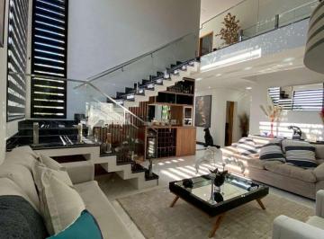Casa · 530m² · 5 Quartos · 3 Vagas · Casa de condomínio em Alameda das Embaúbas - Alphaville - Santana de Parnaíba/SP