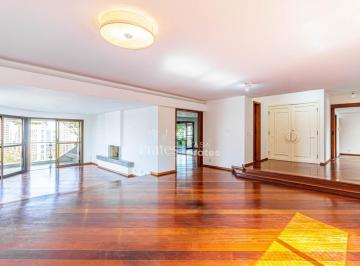Ampla sala para variados ambientes com lareira · Apartamento à venda - na Água Verde