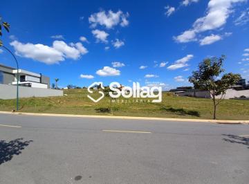 Terreno · 601m² · Um lugar encantador para morar, em meio à natureza incrível .
