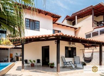 c95ae6c2484c35be3fe1a39f81df7c4479fd7a99 · Casa com 3 dormitórios à venda, 230 m² - Ariribá - Balneário Camboriú/SC