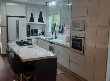Casa de 3 quartos, Guarulhos · Lindo Sobrado com 03 Suítes e 04 vagas - Vila Rosália - Guarulhos