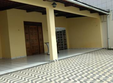 Garagens · Casa com 3 suítes 290m² en Boa Esperança para venda