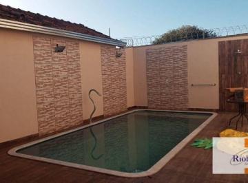 e6a14ea0c2efd40711531fcc0ef8d600902f43ed · CASA 03 QUARTOS, PISCINA.