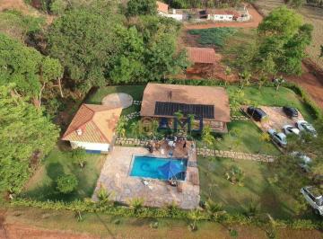 7dccc3184d6e3fa5da17d61df417169957435657 · Chácara com 3 dormitórios à venda, 1718 m² por R$ 950.000,00 - Santo Antônio do Descoberto - Santo A