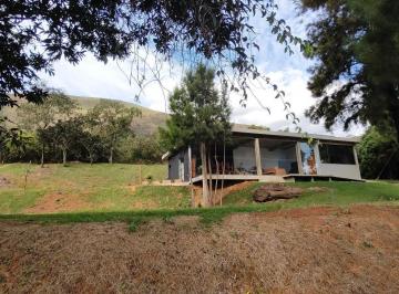 Casa na topografia · Sítio à venda em Brumadinho-MG, bairro Carneiros, com 28.850,00 m² de área. Imperdível oportunidade!