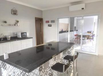 Casa · 200m² · 2 Quartos · Casa para locação no bairro Santa Adélia