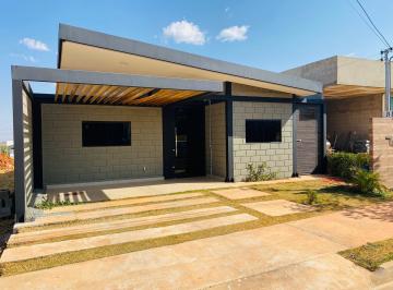 Casa de 3 quartos, Cidade Ocidental · Maravilhosa Casa estilo Industrial com 3 Quartos Condomínio Villa Suíça Brasília