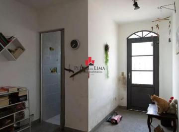 Casa · 291m² · 5 Quartos · 2 Vagas · Sobrado 291 m², 5 dormitórios (1 suíte) 2 vagas na Água Rasa