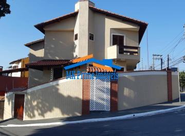 Casa · 164m² · 3 Quartos · 3 Vagas · Sobrado Elegante e Moderno: 3 Suítes, Ar Condicionado e Acabamento de Alto.