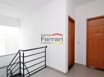 Casa · 44m² · 2 Quartos · 1 Vaga · Condomínio de apartamentos