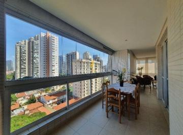 Apartamento · 235m² · 4 Quartos · 4 Vagas · Brooklin 235 metros 4 suítes 4 garagens