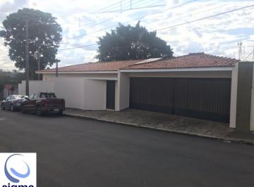 Foto 01 · Casa à venda em São Carlos-SP, bairro Cidade Jardim: 3 quartos, 2 suítes, 3 salas, 4 banheiros, 2 va