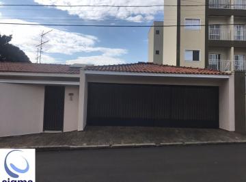 Foto 02 · Casa à venda em São Carlos-SP, bairro Cidade Jardim: 3 quartos, 2 suítes, 3 salas, 4 banheiros, 2 va