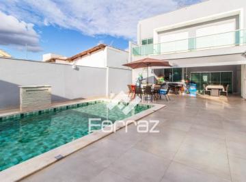 Casa · 216m² · 4 Quartos · 4 Vagas · Casa à venda, 4 quartos, 3 suítes, 4 vagas, Jardim Karaíba - Uberlândia/MG