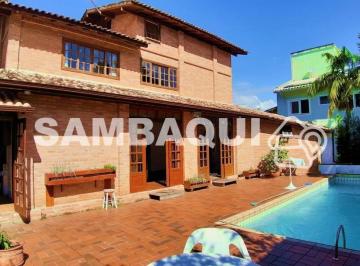 Casa · 222m² · 3 Quartos · Casa à venda - em Sambaqui