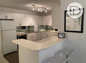 c074c8fc17d66cb60c79c63834ac0119406d4479 · Apartamento com 1 dormitório à venda - Miami Beach - Miami-Dade County/FL