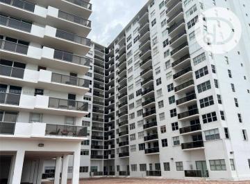 7ef69a8f9bcb8ff271f1e196d38a04b7f1435578 · Apartamento com 2 dormitórios à venda em Miami Beach/FL