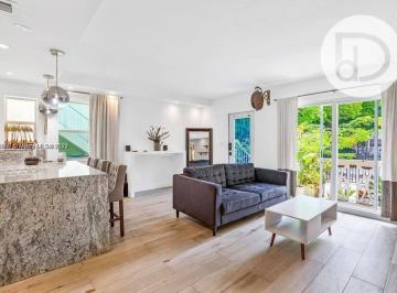 8e13b2c5c6df3f57ccafff8b392b0db4e94fc7bc · Apartamento com 1 dormitório à venda - Miami Beach - Miami-Dade County/FL