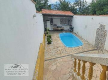 Casa · 300m² · 3 Quartos · 2 Vagas · Casa em  Rua Artemio do Amaral - Vila Pontilhão - Cruzeiro/SP