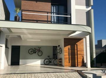 Casa · 189m² · 3 Quartos · 3 Vagas · Casa Alto Padrão a Venda no Condomínio Mosaico Essence em Mogi das Cruzes