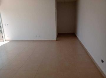 Casa en Venda de 4 quartos Vila Petrópolis · Casa de condomínio em Rua José Tricoli - Vila Petrópolis - Atibaia/SP