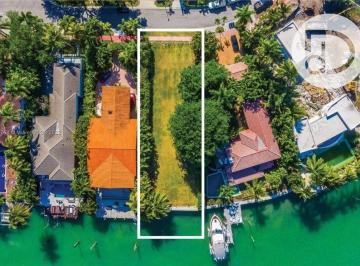 d28e7011ae229b58d661f03eca374bcff7cdf64d · Casa com 6 dormitórios à venda, 497 m² - Miami Beach  - Miami-Dade County/FL