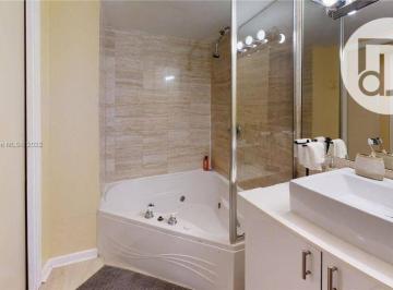 e6873ea1151584ff7ce09ece2f04e7d18de4c76a · Apartamento com 1 dormitório à venda - Miami Beach - Miami Beach/FL