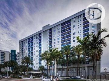 08c6b72e5fed7b6cad0497e3e1b75edd78b41ae4 · Apartamento com 1 dormitório à venda - Miami Beach  - Miami-Dade County/FL