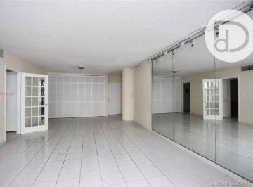 963b8b7880a5c522a46b4bcf35a2fd2f3548f756 · Apartamento com 1 dormitório à venda - Miami Beach  - Miami-Dade County/FL