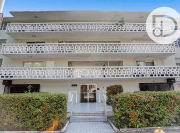 02d3607ba37de92f9852f3f03986b7b7a13be356 · Apartamento com 1 dormitório à venda - Miami Beach  - Miami-Dade County/FL