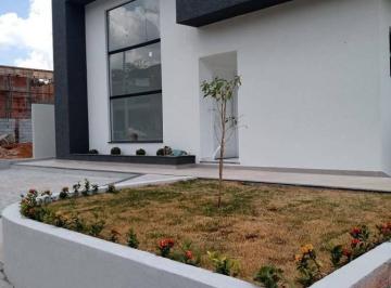 85da62bfebbfdeb0de2de583cdd686db981994ff · CASA TÉRREA, COM ÁREA GOURMET E PISCINA, EM CONDOMÍNIO FECHADO